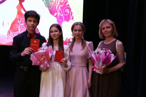 18 выпускников алексеевской Детской школы искусств получили дипломы