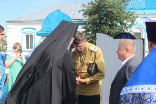 Епископ Чистопольский и Нижнекамский возглавил крестный ход на Святой ключ