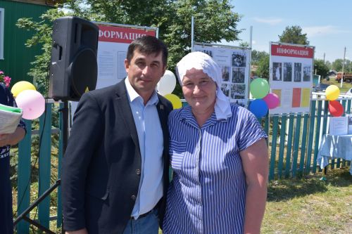 Жители Кзыл Уракчи отпраздновали столетие села