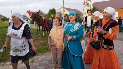 В Алексеевском прошёл традиционный сбор подарков на Сабантуй