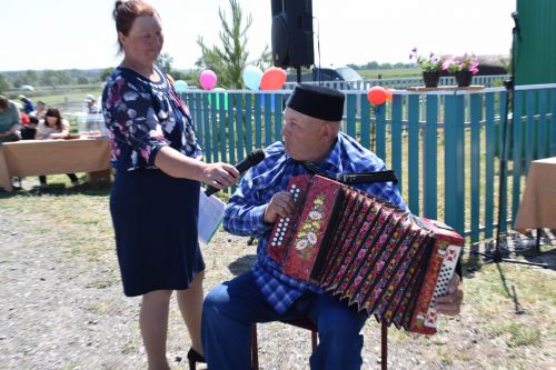 Жители Кзыл Уракчи отпраздновали столетие села