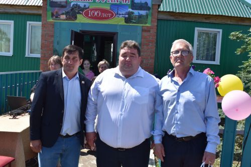 Жители Кзыл Уракчи отпраздновали столетие села