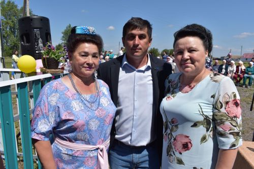 Жители Кзыл Уракчи отпраздновали столетие села