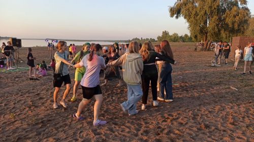 Закат «На кАвре»: алексеевская молодёжь ярко ворвалась в лето