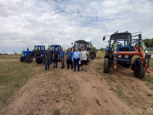 В Алексеевском приступили к техосмотру тракторов