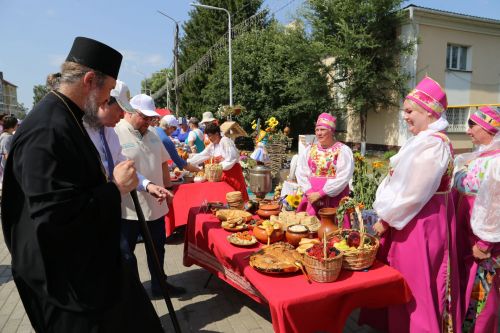 Фоторепортаж: в Алексеевском проходит XXI фестиваль колокольного звона «Алексеевские перезвоны – 2023»