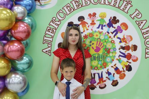 В Алексеевском подвели итоги благотворительной акции «Помоги собраться в школу»