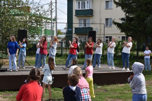 В Алексеевском прошло мероприятие ко дню Флага Россиийской Федерации