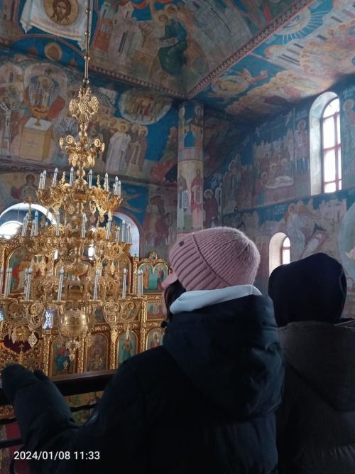 В Рождественские дни Алексеевский храм посетили дети приюта «Забота»