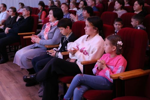В Алексеевском прошел концерт, посвященный открытию Года семьи