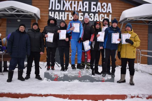 На лыжной базе прошли соревнования памяти Валерия Сергеева