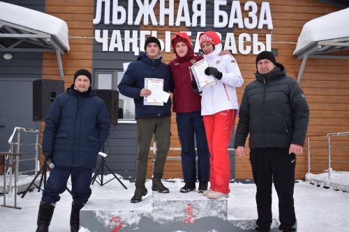 На лыжной базе прошли соревнования памяти Валерия Сергеева