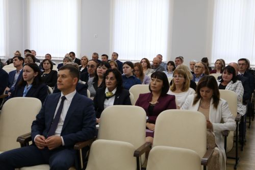 На 39-ом заседании Совета Алексеевского муниципального района выбрали нового руководителя Исполнительного комитета