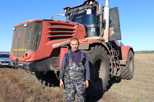 В Алексеевском продолжается подготовка почвы к весеннему посеву яровых культур