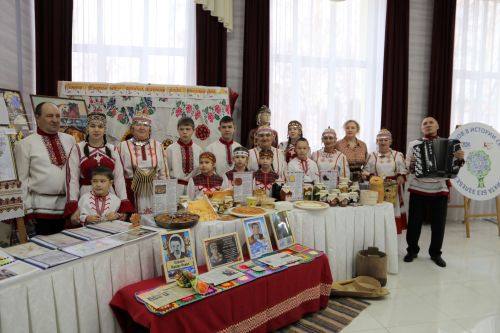 Алексеевские семьи представили свои родословные на фестивале «Эхо веков в истории семьи»