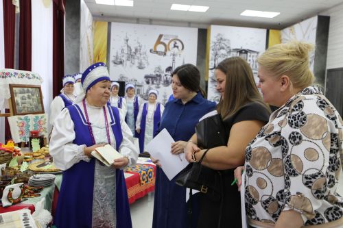 Алексеевские семьи представили свои родословные на фестивале «Эхо веков в истории семьи»