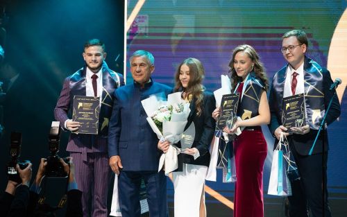 Размер стипендий в Татарстане был увеличен до 10 000 рублей