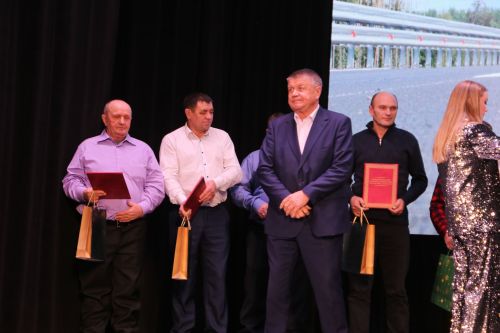 В Алексеевском отметили лучших работников предприятия «Алексеевскдорстрой»