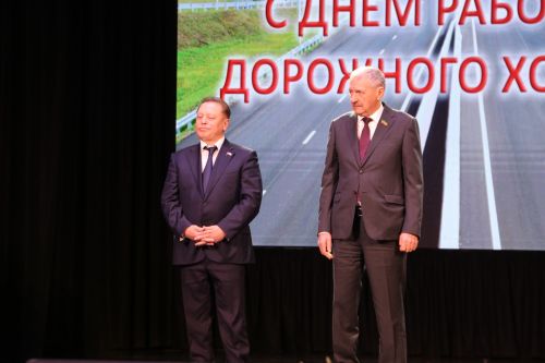 В Алексеевском отметили лучших работников предприятия «Алексеевскдорстрой»