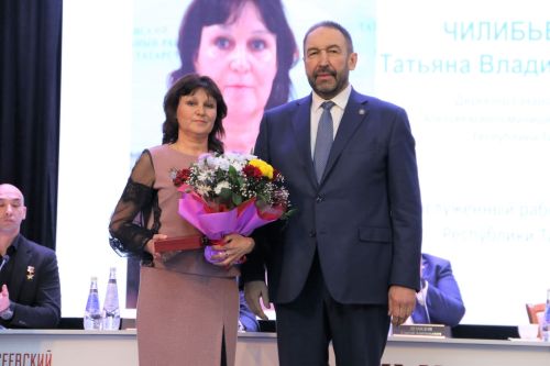 Алексеевцы удостоились почетных званий и наград