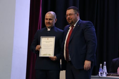 Алексеевцы удостоились почетных званий и наград