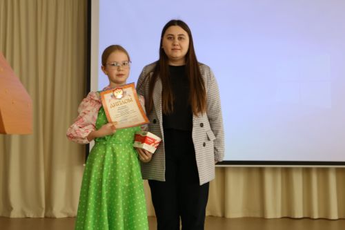 Алексеевские ребята продемонстрировали свои таланты в муниципальном конкурсе чтецов