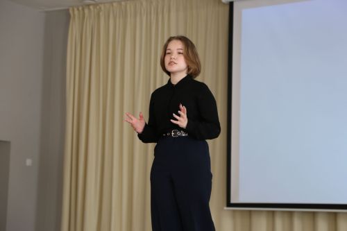 Алексеевские ребята продемонстрировали свои таланты в муниципальном конкурсе чтецов