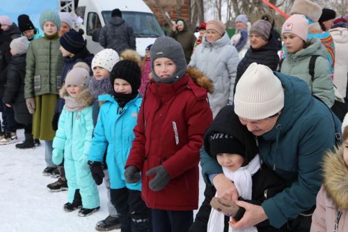 Алексеевцы проводили зиму широкой масленицей