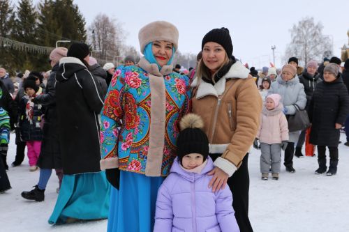 Алексеевцы проводили зиму широкой масленицей