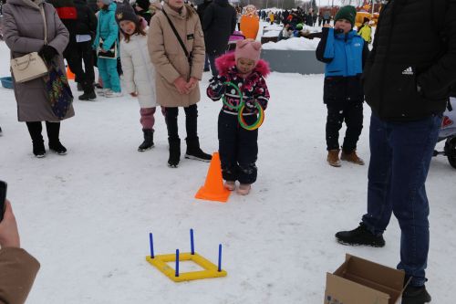 Алексеевцы проводили зиму широкой масленицей