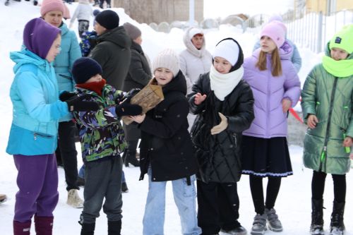 Алексеевцы проводили зиму широкой масленицей