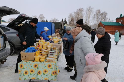Алексеевцы проводили зиму широкой масленицей