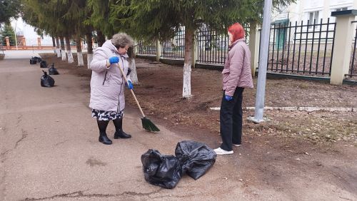 В Алексеевском районе завершили второй общепоселковый субботник