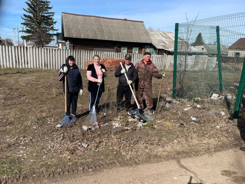 В Алексеевском районе завершили второй общепоселковый субботник