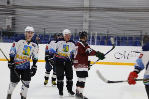 Алексеевцы завоевали призовое место на Кубке первенства РТ по хоккею