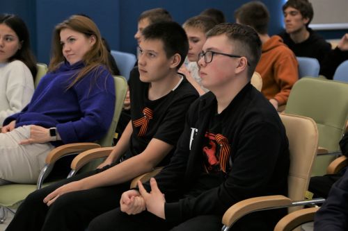В Алексеевском прошли первые соревнования по фиджитал-спорту