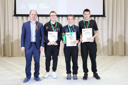 В Алексеевском прошли первые соревнования по фиджитал-спорту