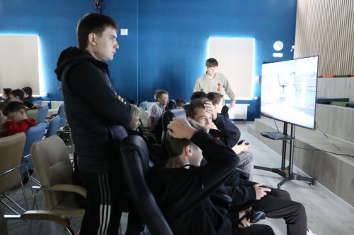 В Алексеевском прошли первые соревнования по фиджитал-спорту