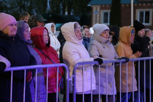 В Алексеевском День Победы завершился праздничным концертом