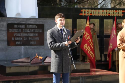 Фоторепортаж: в Алексеевском прошел парад Победы