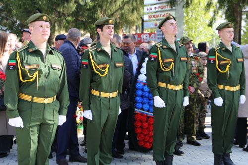 Фоторепортаж: в Алексеевском прошел парад Победы