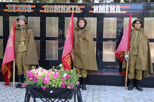 Фоторепортаж: в Алексеевском прошел парад Победы