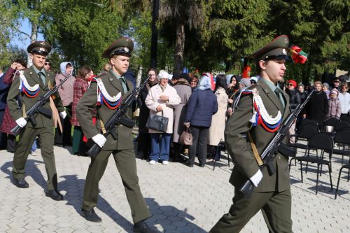 Фоторепортаж: в Алексеевском прошел парад Победы