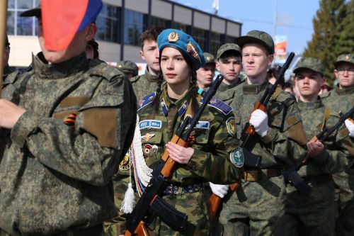 Фоторепортаж: в Алексеевском прошел парад Победы