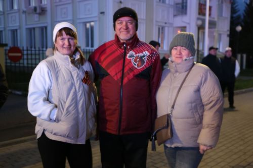 В Алексеевском День Победы завершился праздничным концертом