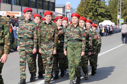 Фоторепортаж: в Алексеевском прошел парад Победы