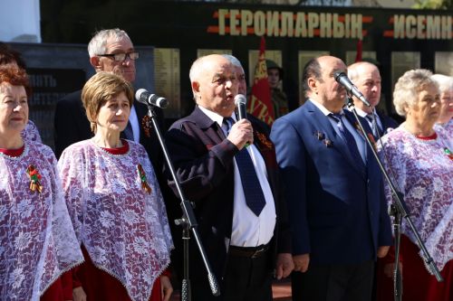 Фоторепортаж: в Алексеевском прошел парад Победы