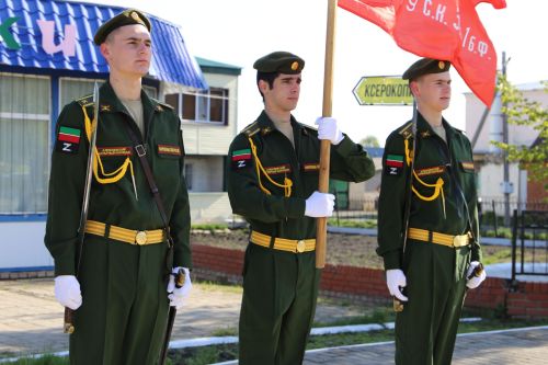 Фоторепортаж: в Алексеевском прошел парад Победы