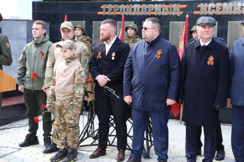 Фоторепортаж: в Алексеевском прошел парад Победы