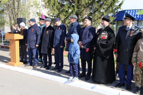 Фоторепортаж: в Алексеевском прошел парад Победы